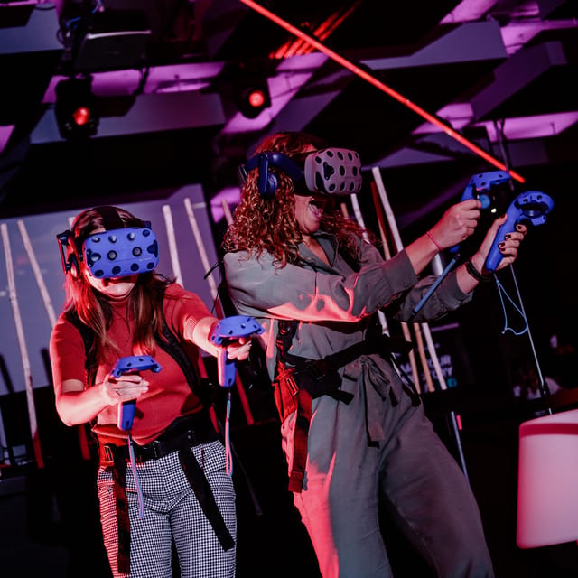 Amsterdam: VR Game Park Free-Roaming Experience - Inside the 36-square-meter play zone with full-body tracking