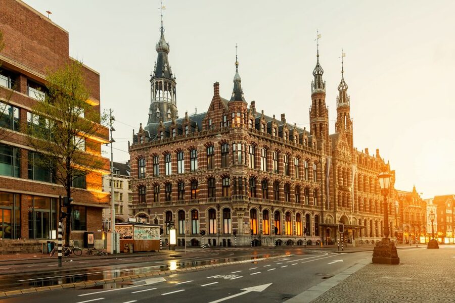 Amsterdam Walking Tour and Canal Cruise - Price and value, what you are paying for in practical terms