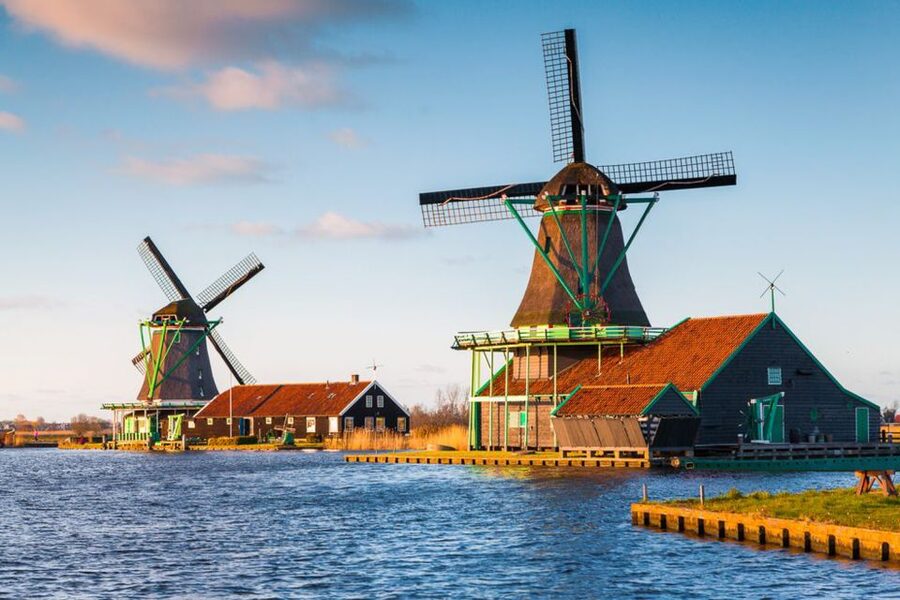 Amsterdam: Windmills, Edam, Volendam and Marken Private Tour - Price and Value: What $818 Per Group Really Buys You