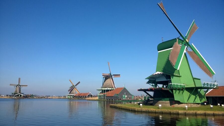 Amsterdam: Zaanse Schans 3-Hour Small Group Tour - Cheese farm tasting: Gouda is the star, but the stop is about more than buying