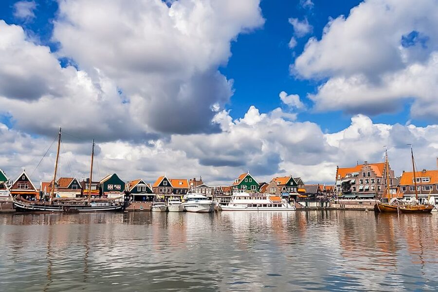 Amsterdam: Zaanse Schans, Edam, Volendam & Marken Bus Tour - Comfort, Transfers, and How the 8-Hour Schedule Works