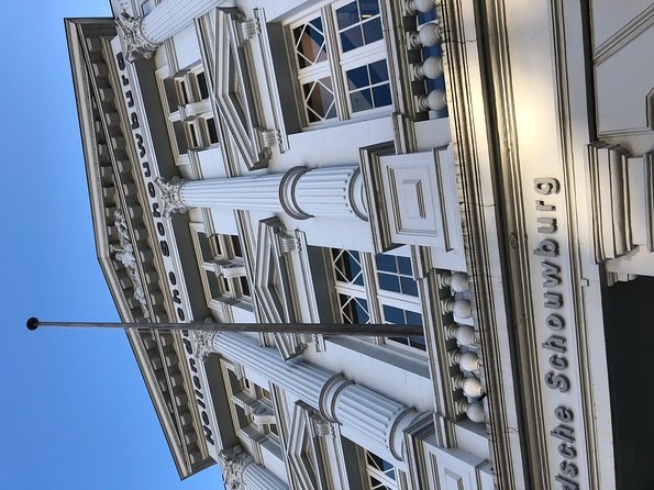 Anne Frank and the Jewish History of Amsterdam Private Tour - The apple pie stop and optional tram ride, a practical comfort break