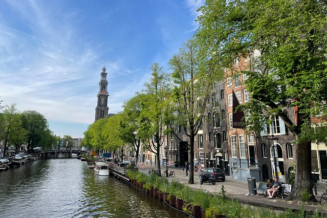 Anne Frank's Last Walk & See Anne Frank House in Virtual Reality - The Anne Frank statue, the old entrance, and then the VR Secret Annex