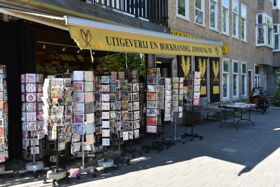 Anne Frank Story & Private 2-Hour Neighborhood Tour - Key Things You’ll Notice on This Tour