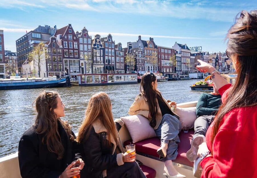 CHEESE AND DRINKS TOUR: A TASTE OF AMSTERDAM ON THE CANALS - Key Things to Know Before You Board