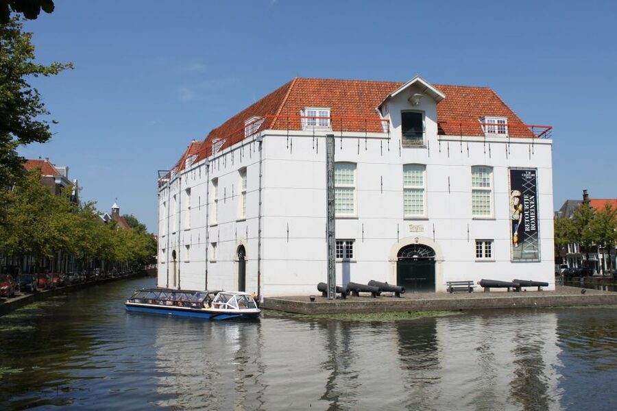 Delft: Canal Cruise with Guided Commentary - Key Highlights You Will Feel Right Away