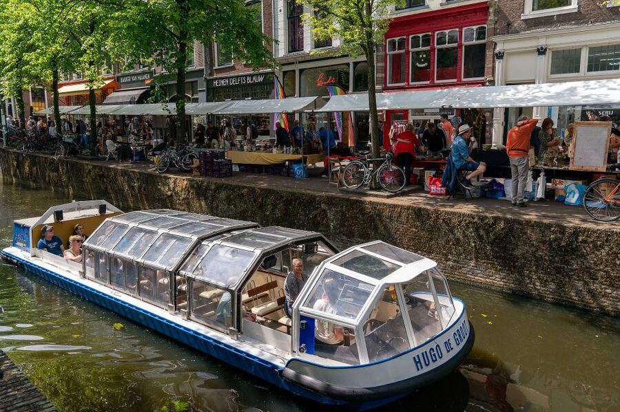 Delft: Canal Cruise with Guided Commentary - Who This Delft Cruise Is Best For