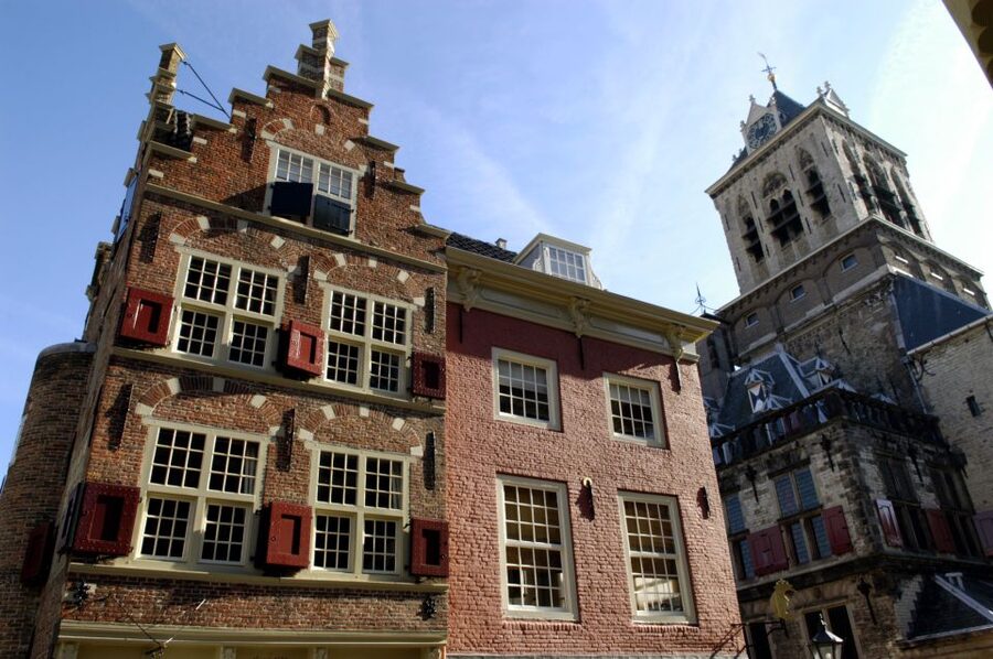 Delft: Guided Walking Tour - Meeting point on Markt 87, and how the pacing really feels