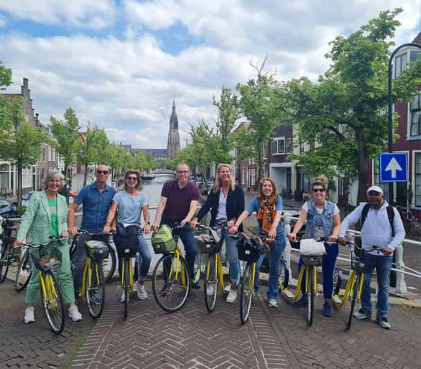 Delft - Step/scootertour in and around the city - The step scooter part: non-electric means you control the speed