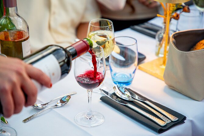 Dinner Canal Cruise Amsterdam: 4-Courses Including Drinks - Anne Frank area and Westerkerk at night: what the onboard stories add