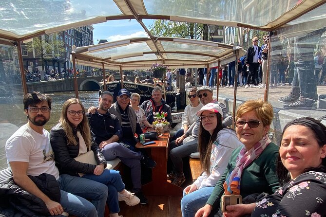 Dutch Cheese & Drinks Guided Amsterdam Boat Tour, All Inclusive - Zeven Bruggen Photo Moment on the Reguliersgracht