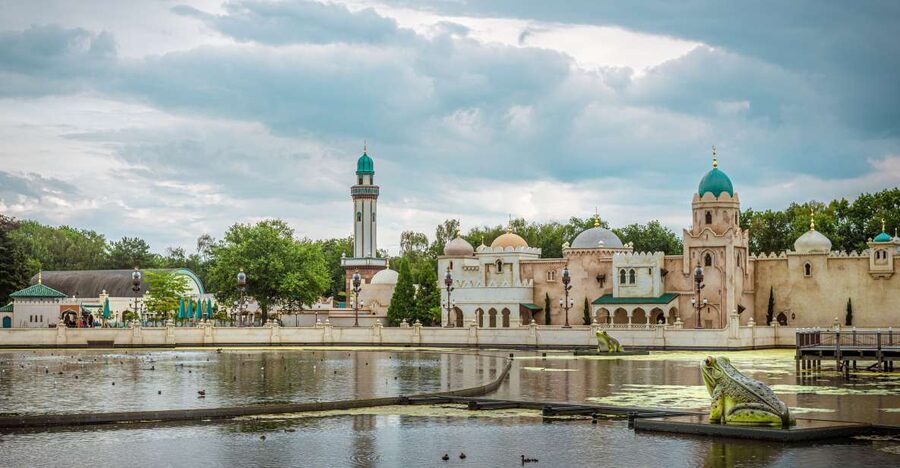 From Amsterdam: Day Trip to Efteling Theme Park with Ticket - Mercedes Pickup and a Private Ride That Lowers Your Stress