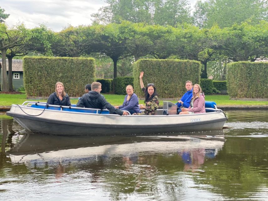 From Amsterdam: Giethoorn Day Trip with Small Electric Boat - Giethoorn, Where the Village Has No Roads