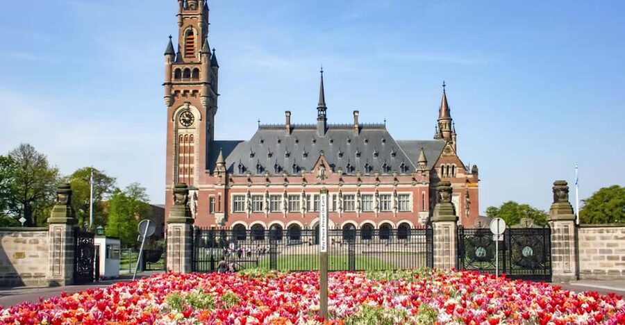 From Amsterdam: Rotterdam, The Hague & Delft Private Tour - Getting picked up and back to Amsterdam-Centrum without stress