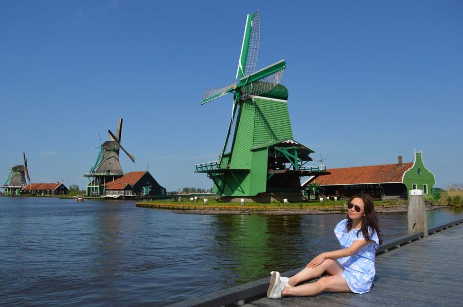 From Amsterdam: Small Group Zaanse Schans and Volendam Tour - Price and value: what $135 gets you, and what you still pay for