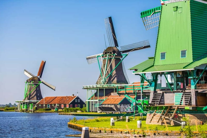 From Amsterdam: Zaanse Schans, Volendam, and Marken Day Trip - All-Inclusive Upgrade: Boat Ride to Marken, Operating Windmill, and Steam-Engine Clogs
