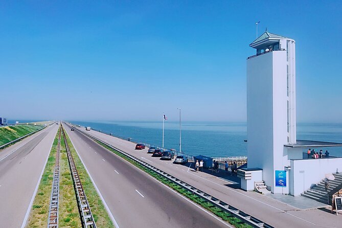 Giethoorn, Afsluitdijk, Zaanse Schans Day Tour Incl Hotel Pick Up - Mercedes minibus and hotel pickup, this is where the value shows