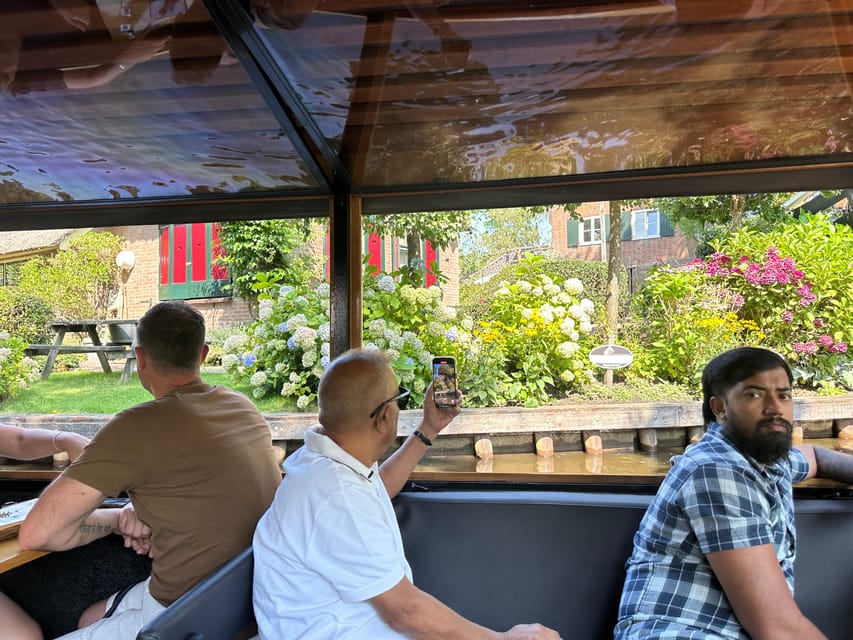 Giethoorn: Round trip from Amsterdam optional guided cruise - Returning to Amsterdam by 3:50 PM feels tidy