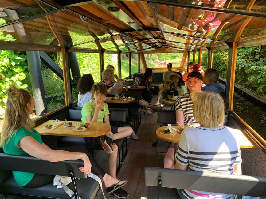 Giethoorn: Sightseeing Boat Tour - The 1-Hour Cruise: What You Actually Get (and Why It Feels Just Right)