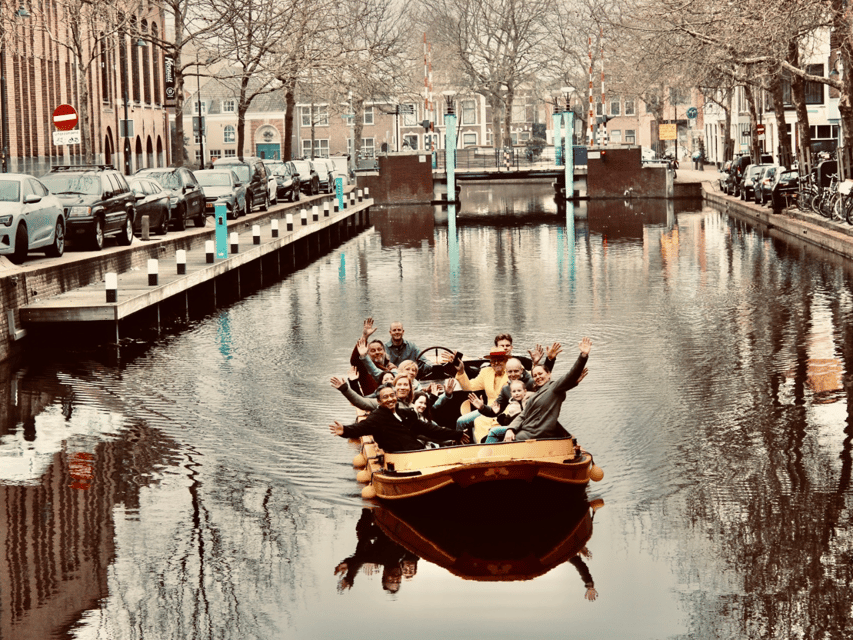 Gouda: Open Boat City Canal Cruise - Price and value: is $21 for an hour on the water actually fair?