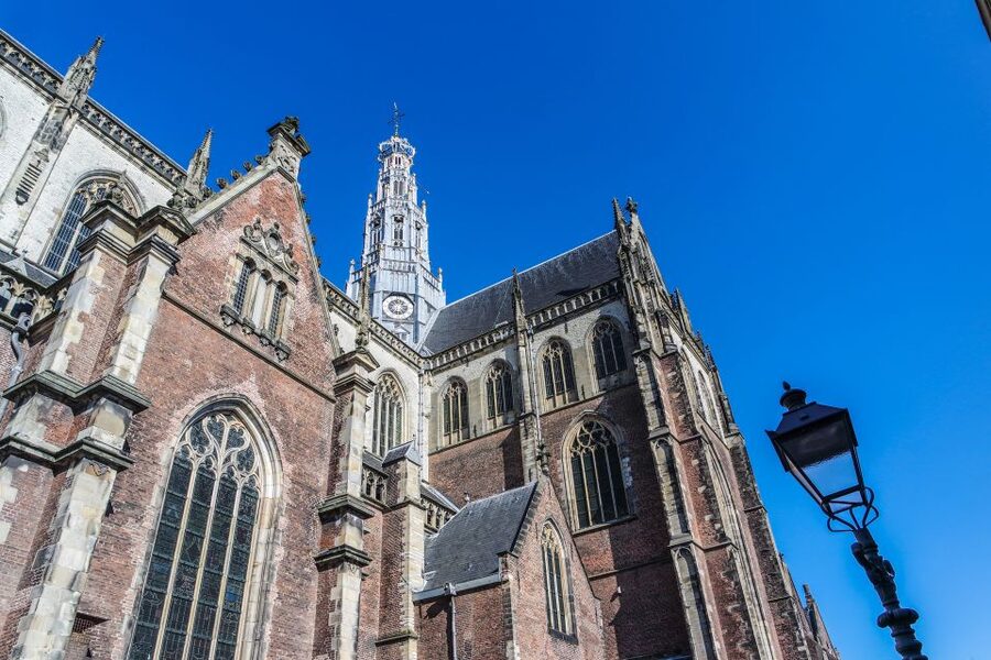 Haarlem: City Highlights Walking Tour - Teylers Museum, then Amsterdamse Poort: Big Names, Short Shots