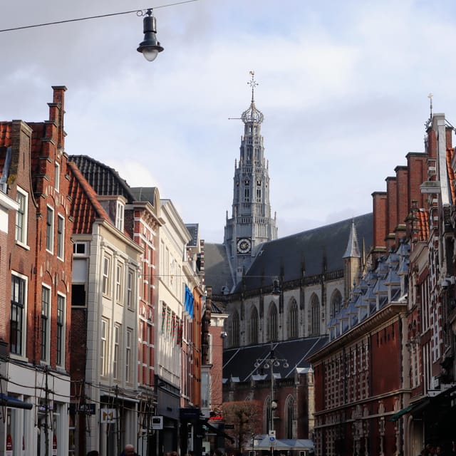 Haarlem: City Highlights Walking Tour - Start Smart: Meeting at Lepelstraat 2 and the Orange Umbrella