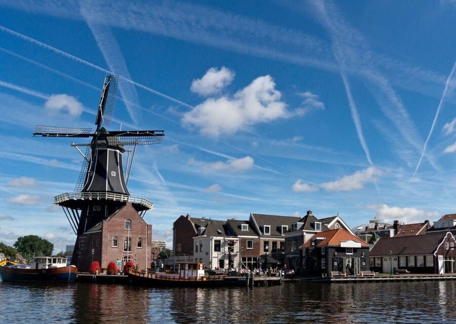 Haarlem: Dutch Windmill & Spaarne River Sightseeing Cruise - Cruising Past Teylers Museum and the Haarlem Center From the Water