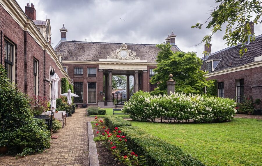 Haarlem Highlights Bike Tour - Where you meet and how not to waste time