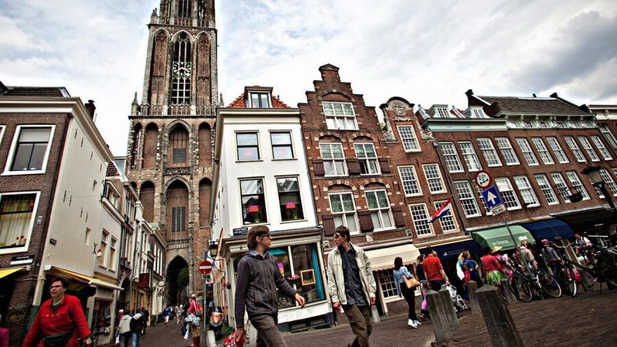 Historical Utrecht: Private Walking Tour with a Local Guide - Private pacing: a 1.5-hour walk that can match your interests