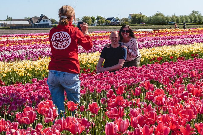 Keukenhof Gardens & Tulip Experience Tour from Amsterdam - Tulip Experience Amsterdam: Photos in the Fields, Learning Indoors