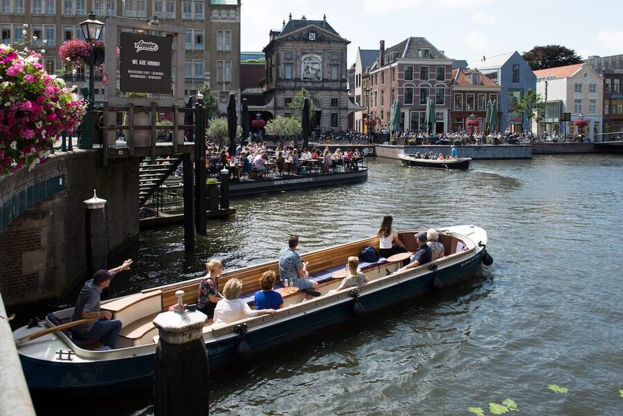 Leiden: Guided City Canal Cruise - Comfort on the Water: Jackets, Layers, and Seating Reality