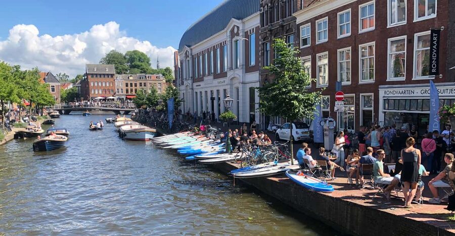 Leiden: Paddleboard Rental to Explore Leiden's Canals - Paddleboarding Leiden canals, and why it feels different than sightseeing on foot