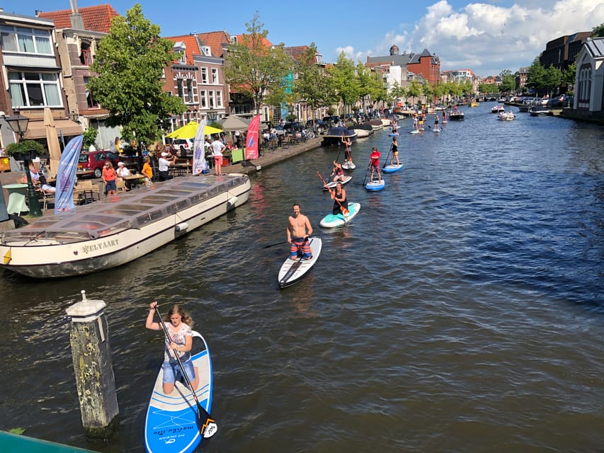 Leiden: Paddleboard Rental to Explore Leiden's Canals - Beginner versus experienced: how the instruction changes the first minutes