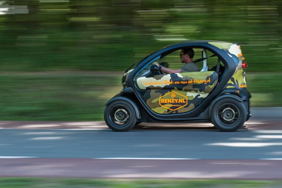 Lisse: Drive-it-Yourself History and Castle Audio Tour - Entering The Renault Twizy, a tiny electric castle-hopper