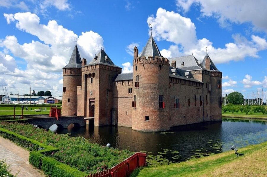 Muiden: Entry Ticket to Muiderslot Castle - The Castle’s Long Timeline: From 1285 Origins to the Museum Era