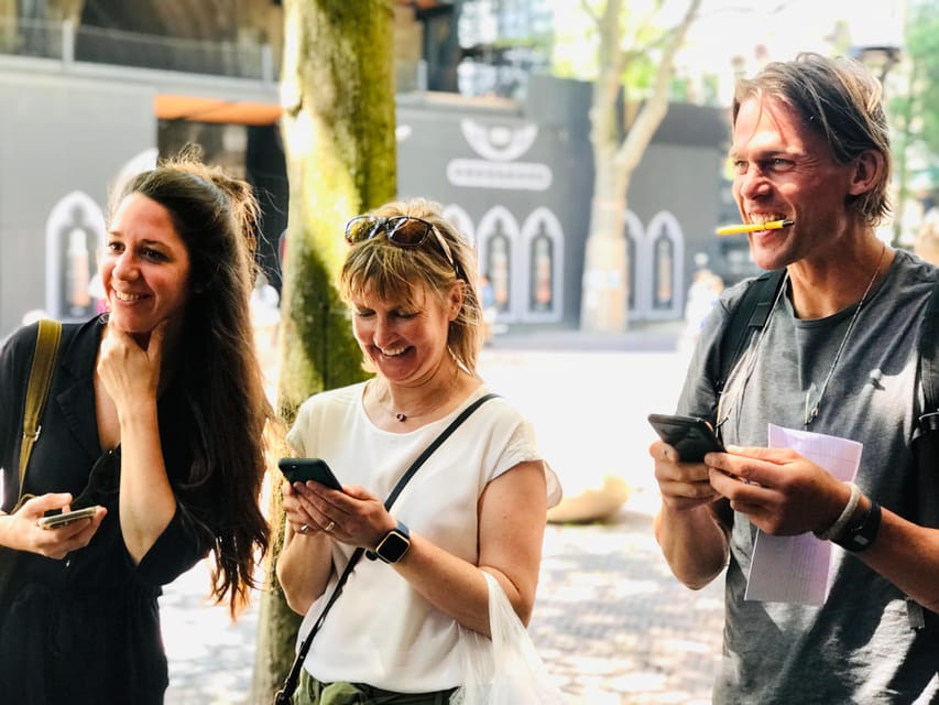 Outside Escape Amsterdam with your friend(s) and have fun! - What the route feels like in real life