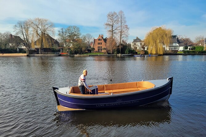 Private Electric Boat Rental in Haarlem (No License Required) - How a private, self-drive electric boat feels in Haarlem