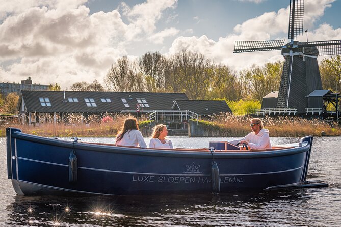 Private Electric Boat Rental in Haarlem (No License Required) - Comfort and safety basics that matter on a canal boat