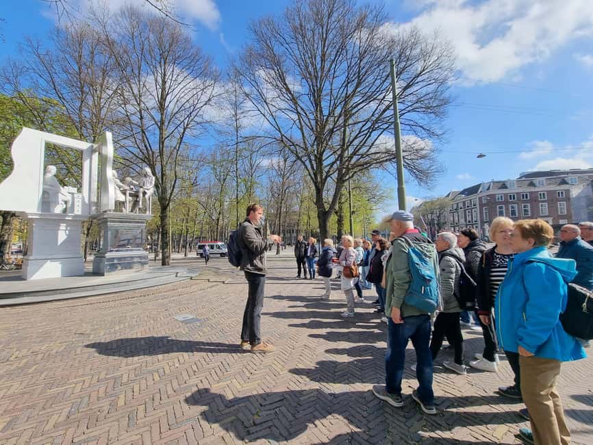 Private half-day Delft and The Hague tour - That tram ride between cities: easy comparing, not wasted time