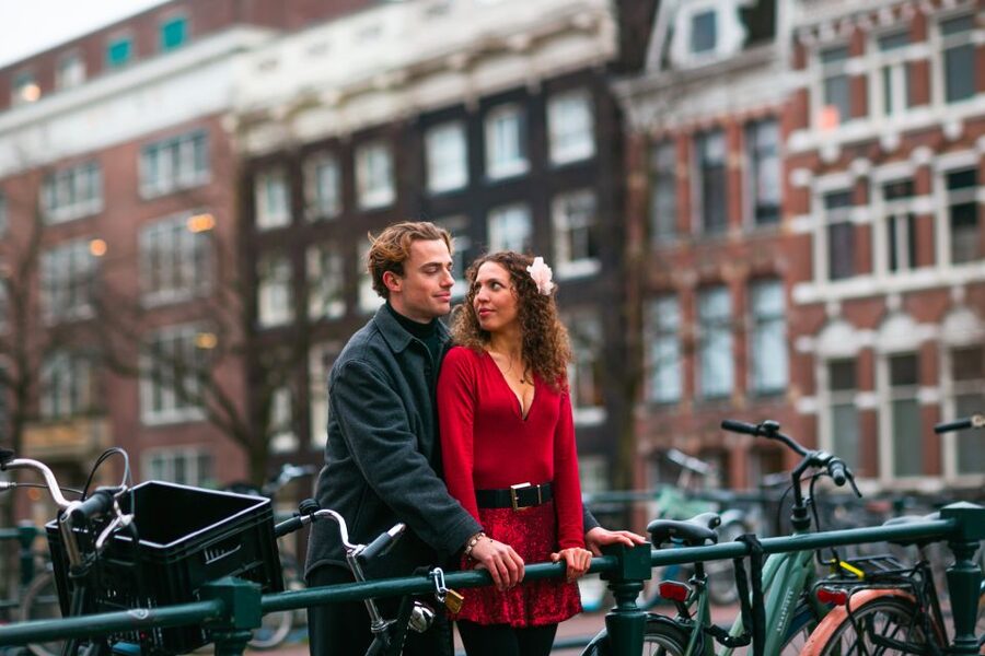 Romantic Photoshoot Experience for Couples in Amsterdam - Practical tips so your session runs smoothly in the 9 Straatjes