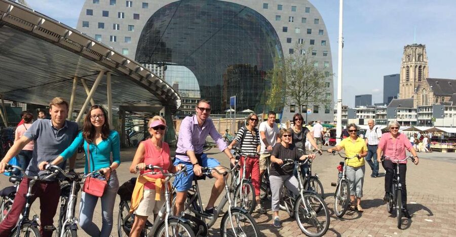 Rotterdam: 2.5-Hour Highlights Bike Tour - Central Station and the Stadhuis, Rotterdam’s rebuilt heart