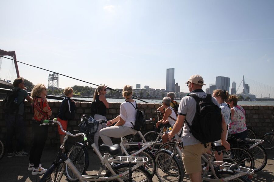 Rotterdam: 2.5-Hour Highlights Bike Tour - The coffee stop, and how to plan the rest of your day