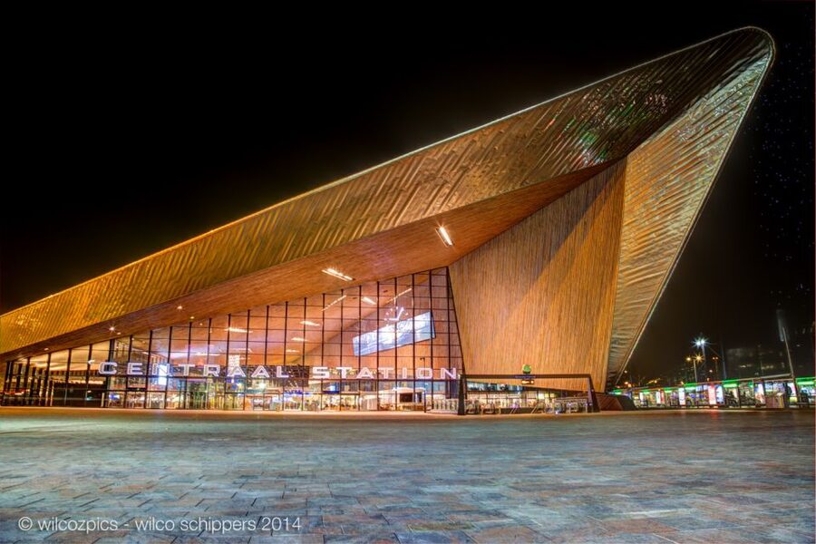 Rotterdam: 2-Hour Guided Walking Tour - Town Hall, St. Lawrence Church, and the city’s early skyline lesson