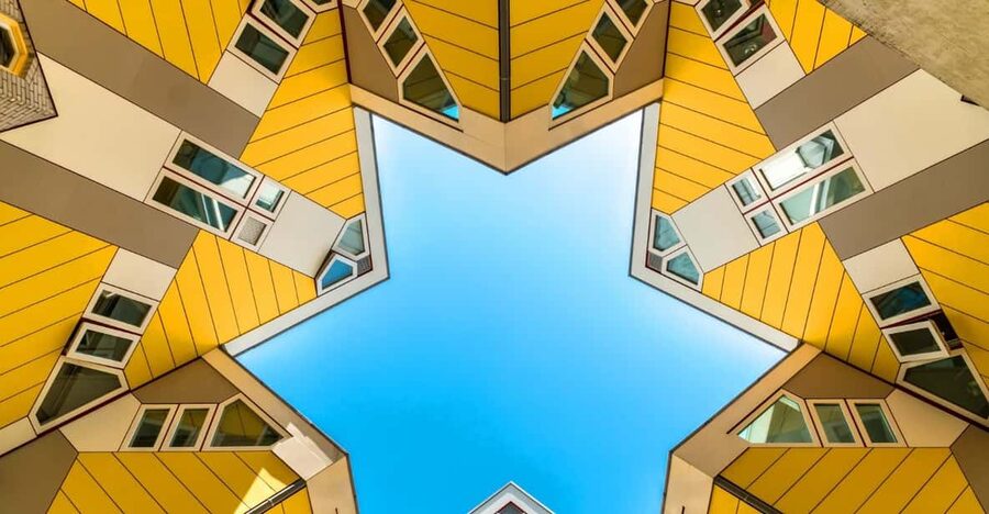 Rotterdam: Capture the most Photogenic Spots with a Local - Rotterdam Centraal, Modern Geometry and Everyday Commuter Energy