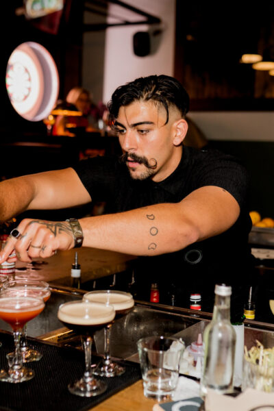 Rotterdam Center: Cocktail Bar Walking Tour – Self Guided