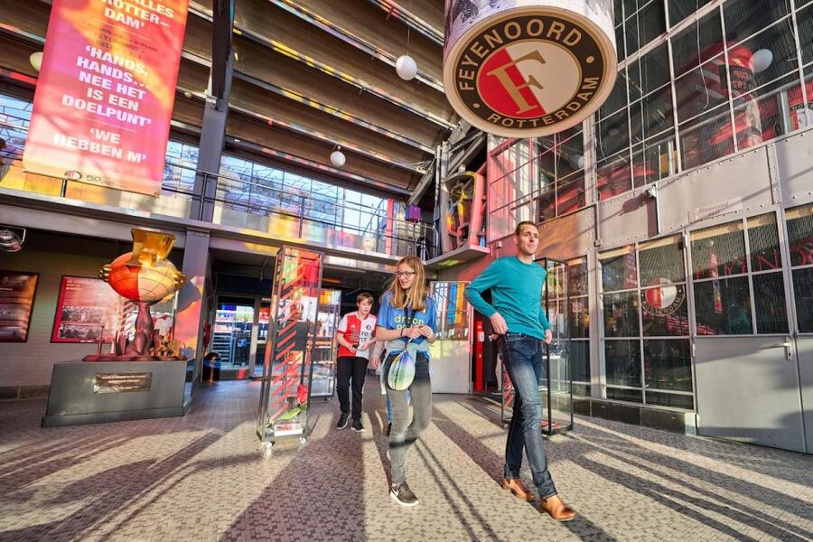 Rotterdam: Feyenoord 'De Kuip' Stadium Tour - Press Centre and the Head Coach Chair Moment