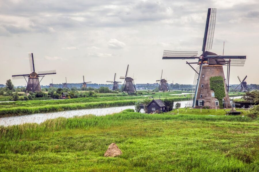 Rotterdam: Kinderdijk UNESCO World Heritage Entry Ticket - The inclusive boat cruise across the polders, and weather reality