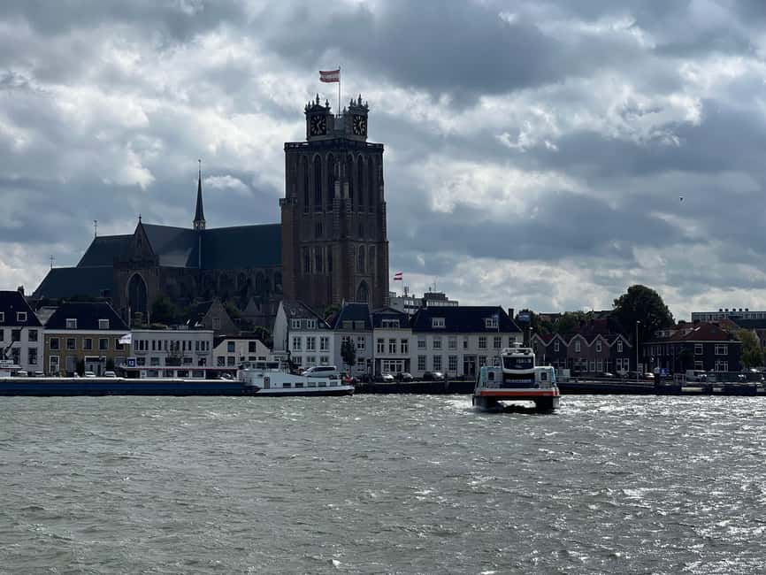 Rotterdam: Waterbus Ticket to Dordrecht and/or Kinderdijk - Kinderdijk windmills: what you’ll do when you reach the village