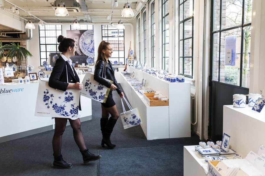 Royal Delft: Delftblue Factory and Museum - How Delft Blue becomes blue: the kiln trick to look for