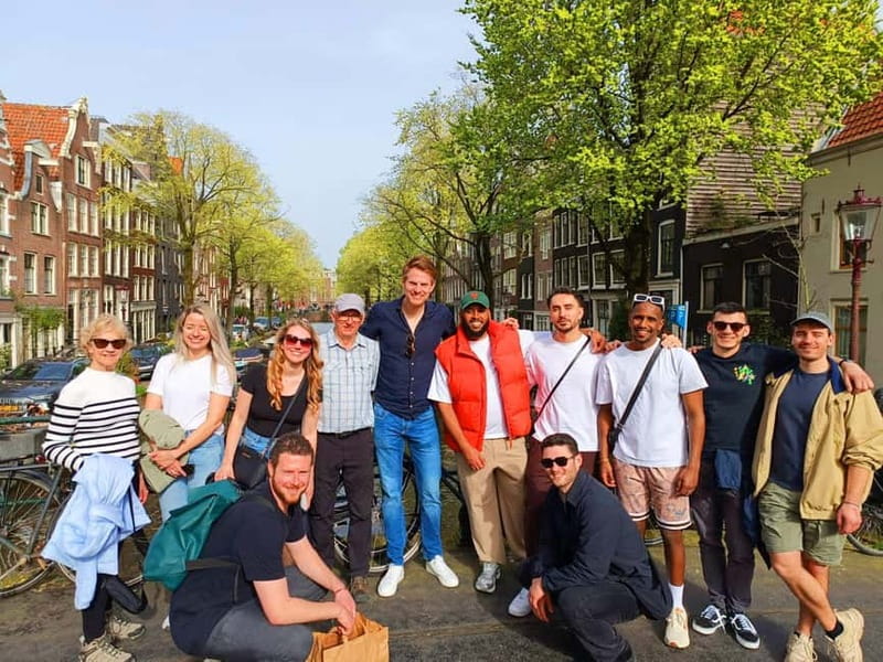 Skipping Lines & Sipping Beers: A History Tour of Amsterdam - Price and value for an $80, 3.5-hour food and history plan